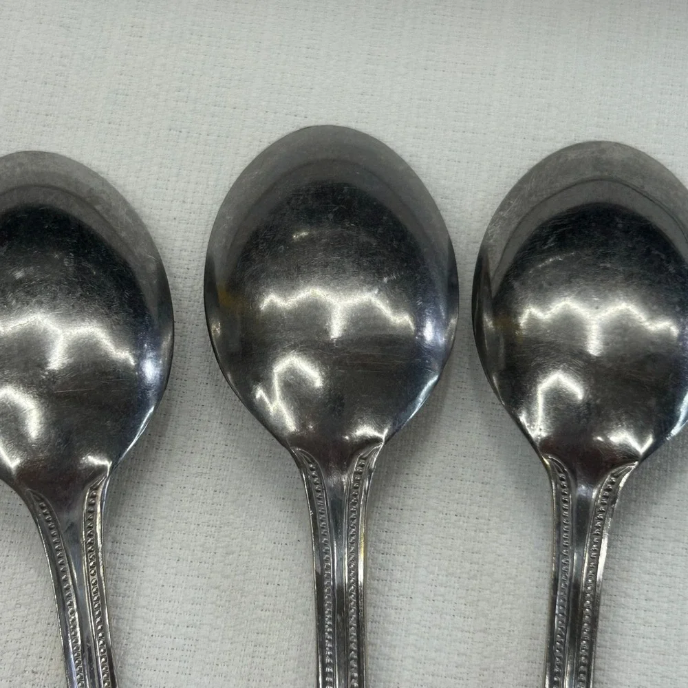 6 pc International Silver Royal Bead Gold Soup Tea Spoons Stainless Gold Trim
